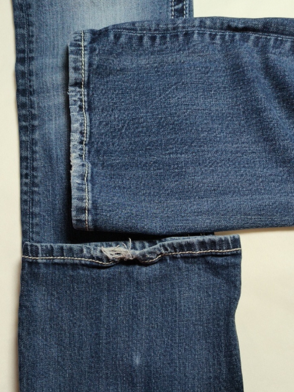 Miss Me Jeans Size 28x35 Faded Embellished Bootcut, Low-rise Contrast Itching. - Picture 10 of 15